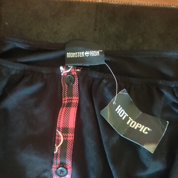 Hot Topic   Monster High collection top size 2x New - Picture 2 of 3